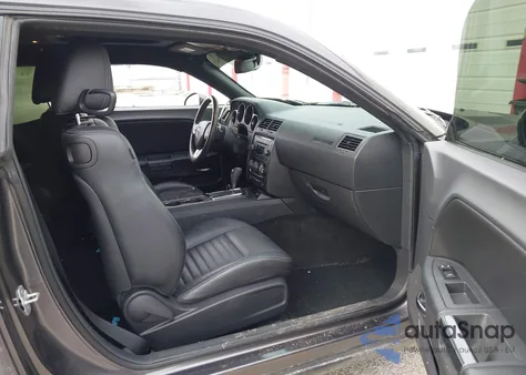 2013 Dodge Challenger Sxt Plus from USA, damaged, VIN 2C3CDYAG8DH613517